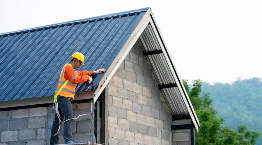 Expert Emergency Roof Repairs services in Smyrna, DE